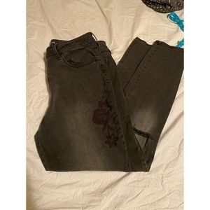 Old Navy embroidered skinnies